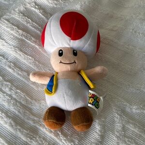 Toad plushie🍄